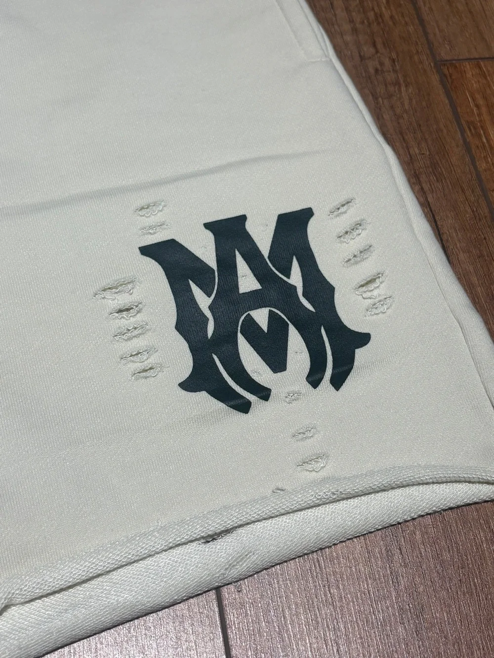 Amiri Mens Cream Shorts with Black Logo Brand New Mens Size Small
